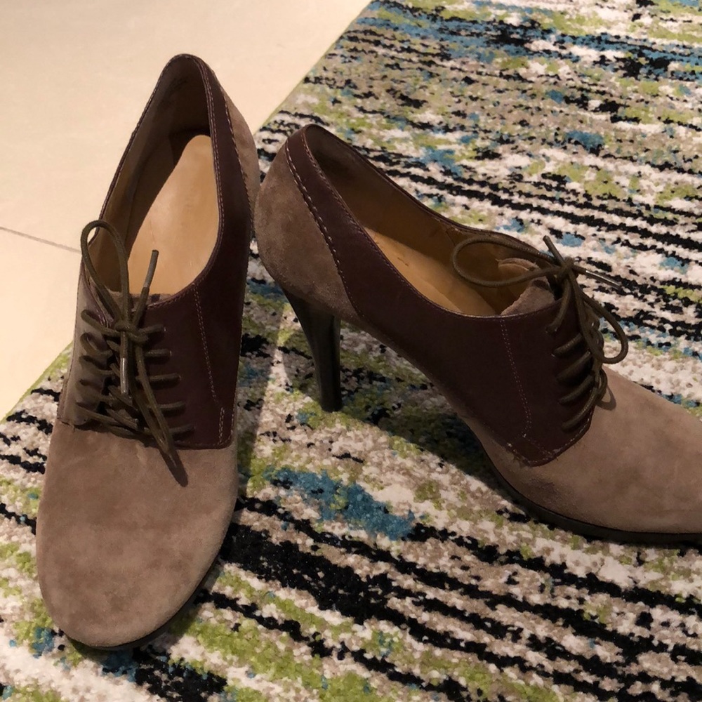 Brown Pumps - image 1